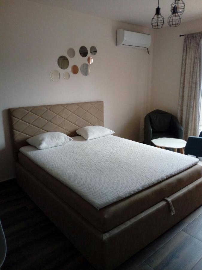 Apartment Petra Tivat Eksteriør billede